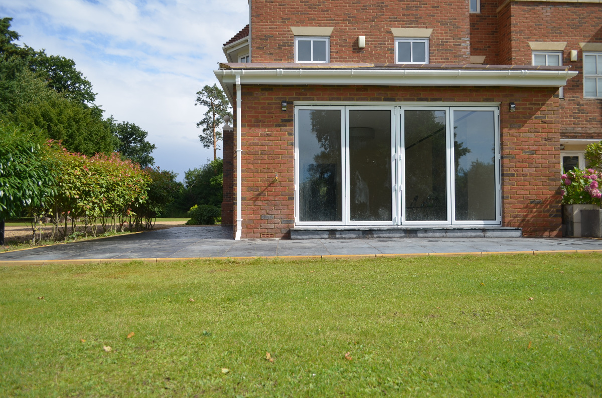 Builder: Image 5